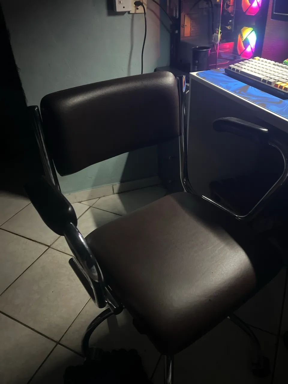 Mesa e cadeira  - Foto 2