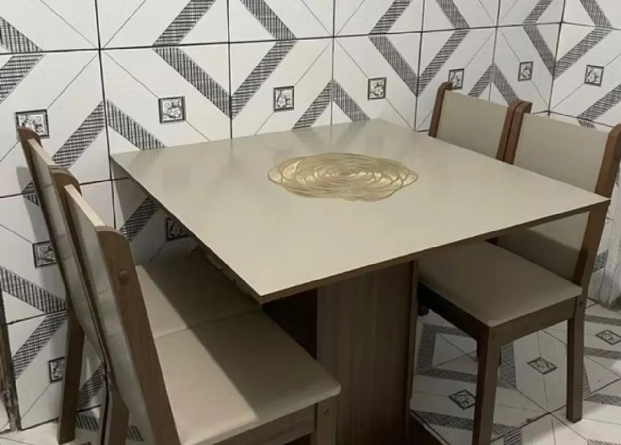 Mesa de jantar 4 cadeiras  - Foto 2