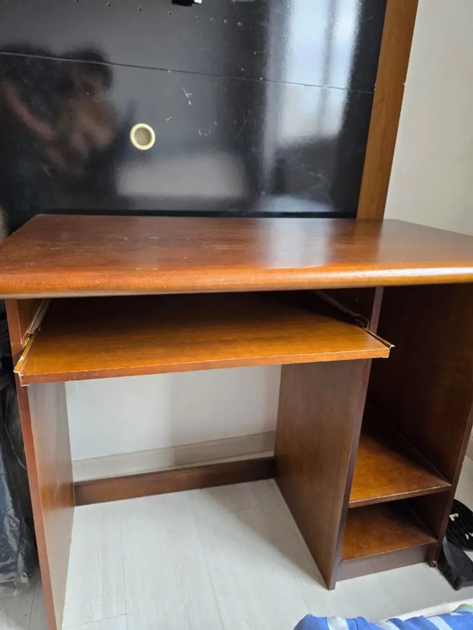 Mesa de Computador - Foto 2