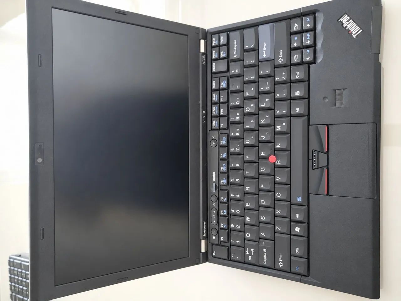 ThinkPad X220 com defeito (para retirar peças)