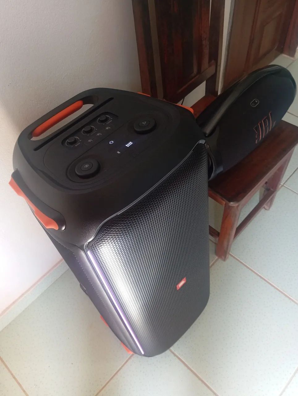 Caixa JBL 710 - Foto 5
