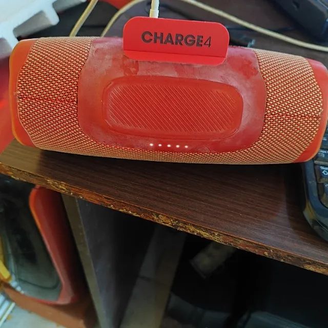 caixa de som jbl charge 4