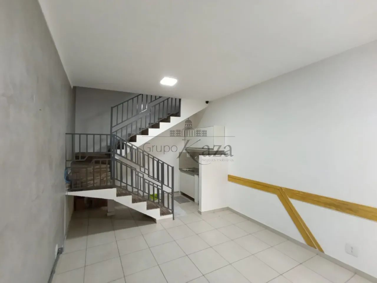 Oportunidade - Ponto Comercial - Jacareí - Centro - 84m². - Foto 2