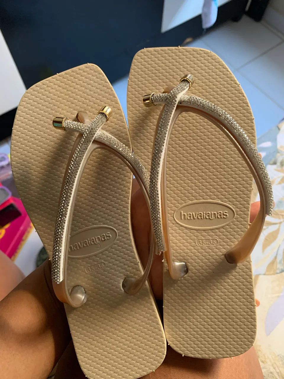 HAVAIANAS COM STRASS - Foto 3