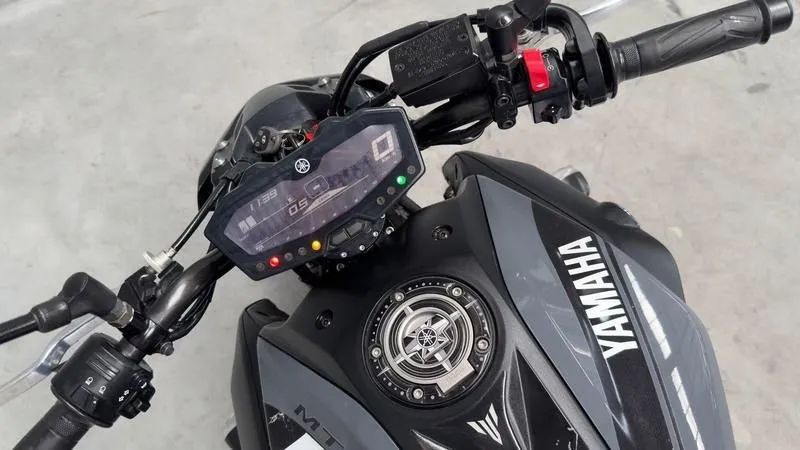YAMAHA MT07 ABS 2023 - Foto 2