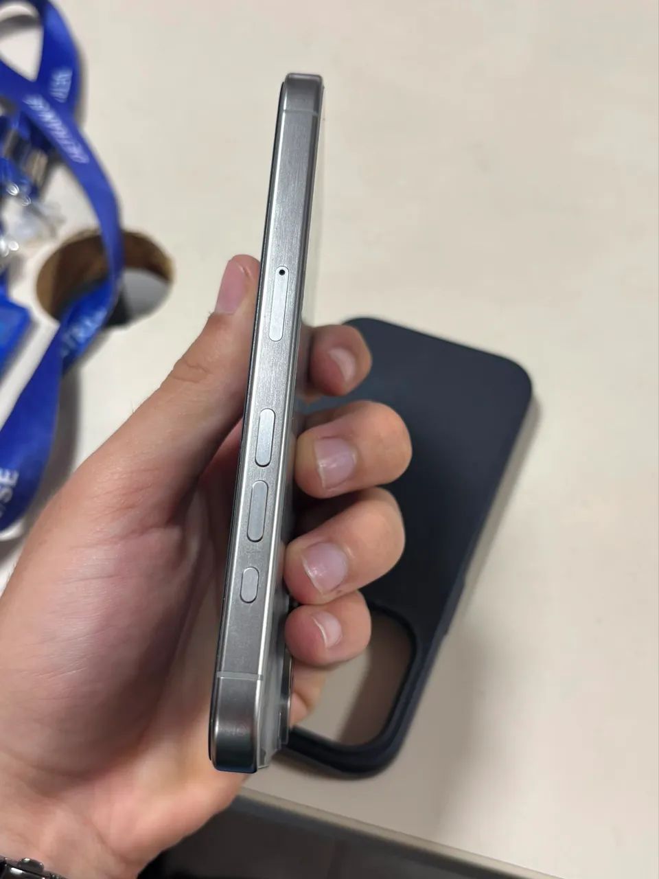 Iphone 15 pro  - Foto 2
