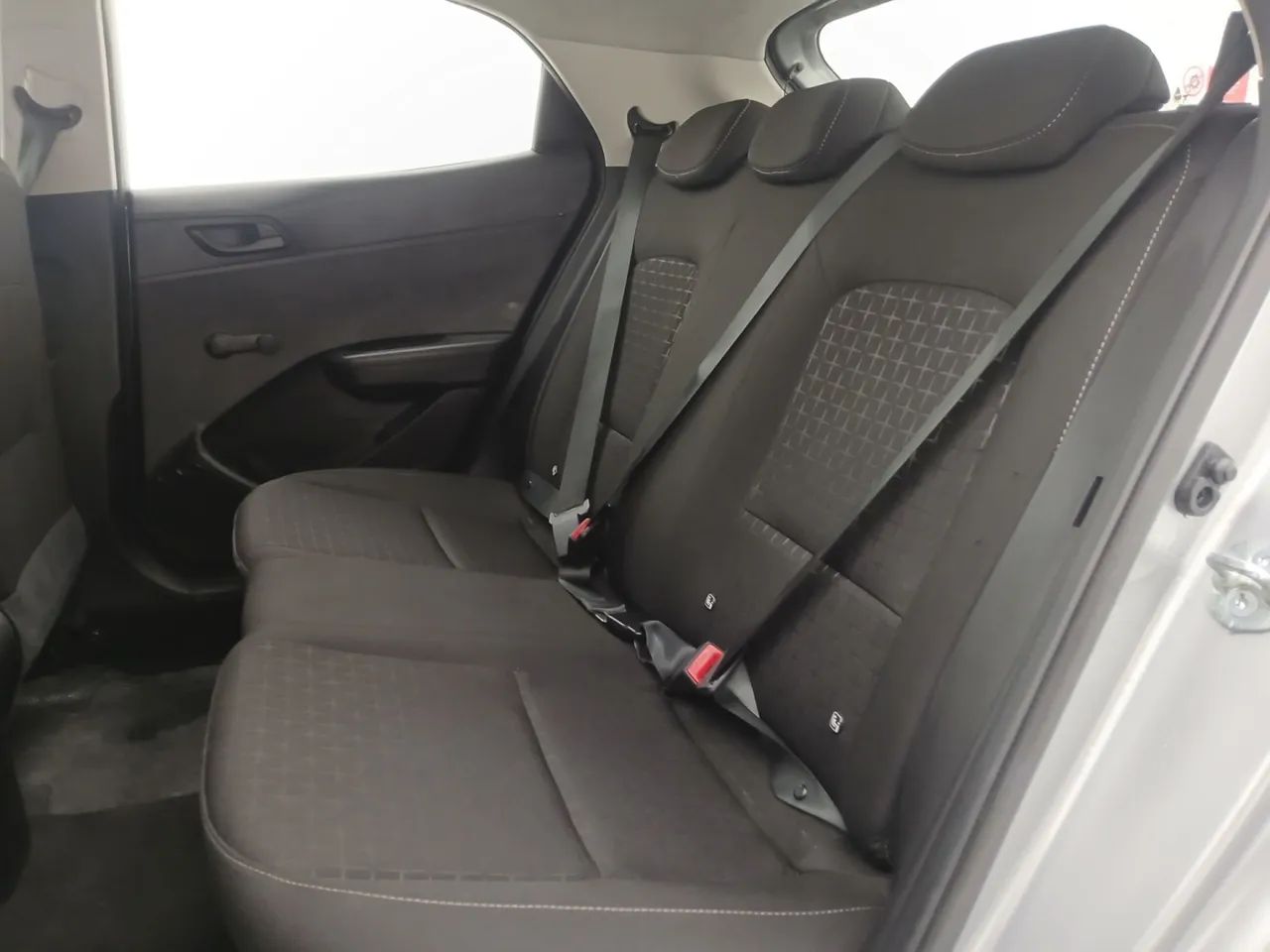 Hyundai HB20 Comfort 1.0 Flex 12V Mec., foto 17 de 18