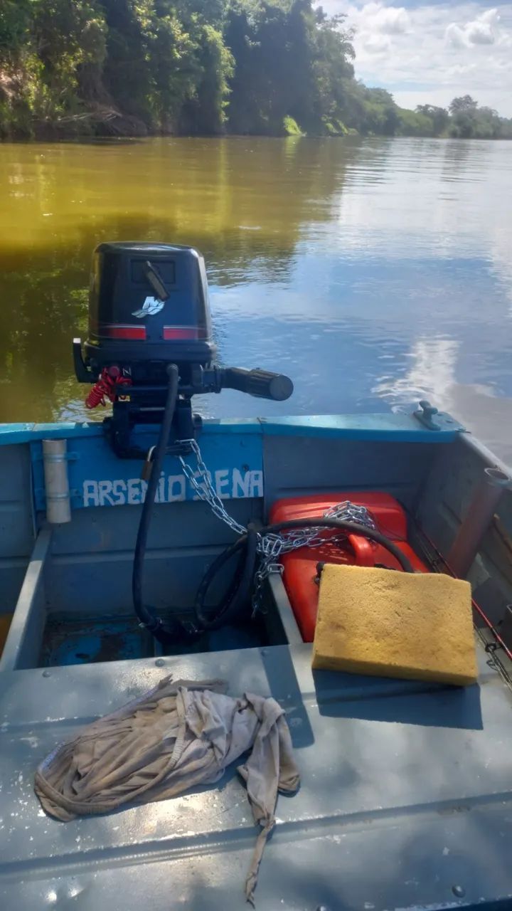 Motor popa mercury 8hp 2013