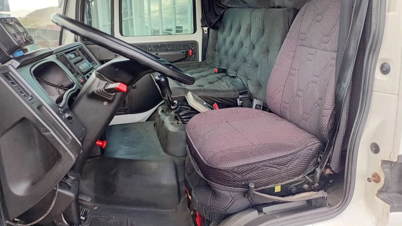 Ford Cargo 816 - Foto 5