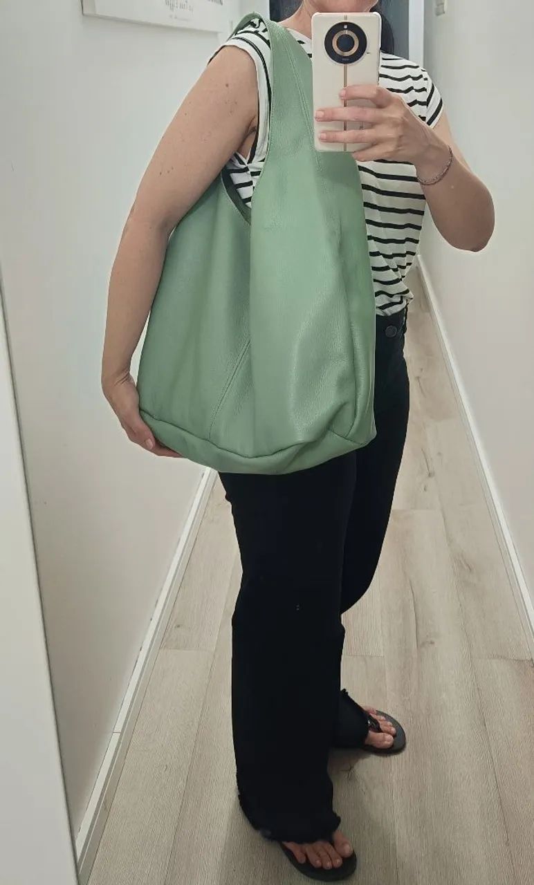 Bolsa saco couro legítimo verde menta - Foto 2