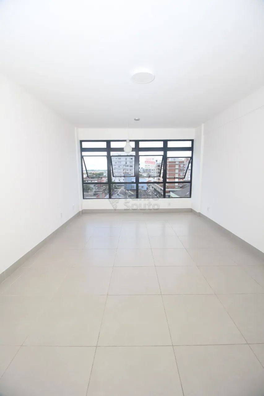 Sala Comercial no Centro Profissional Montgris ? Ampla e Bem Localizada - Foto 3