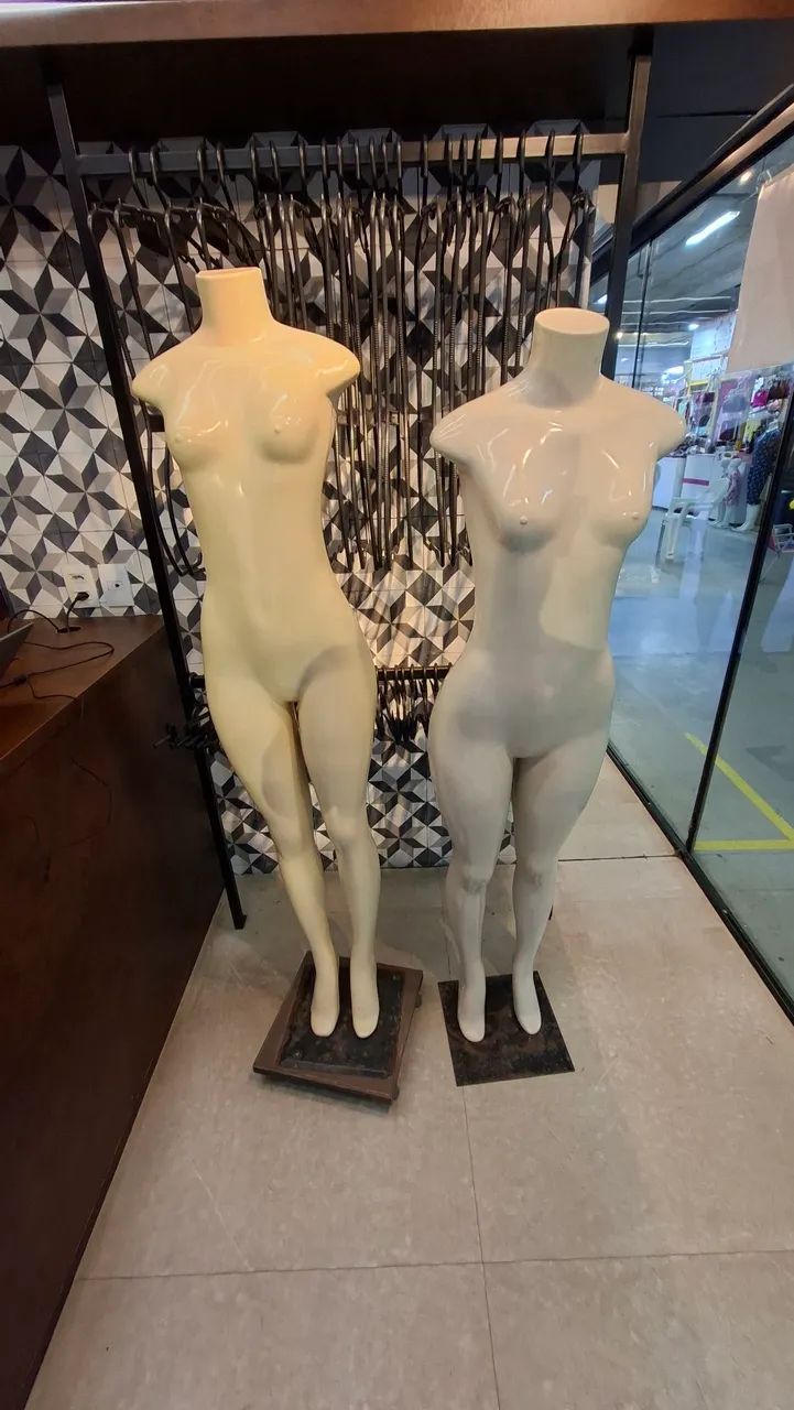 Manequins  $50 cada