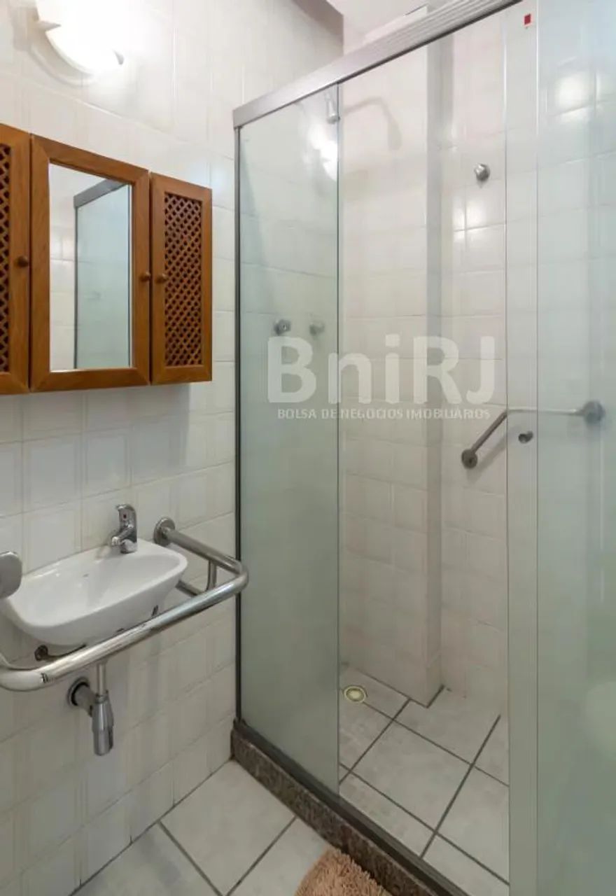 Apartamento amplo no Humaitá - Foto 5
