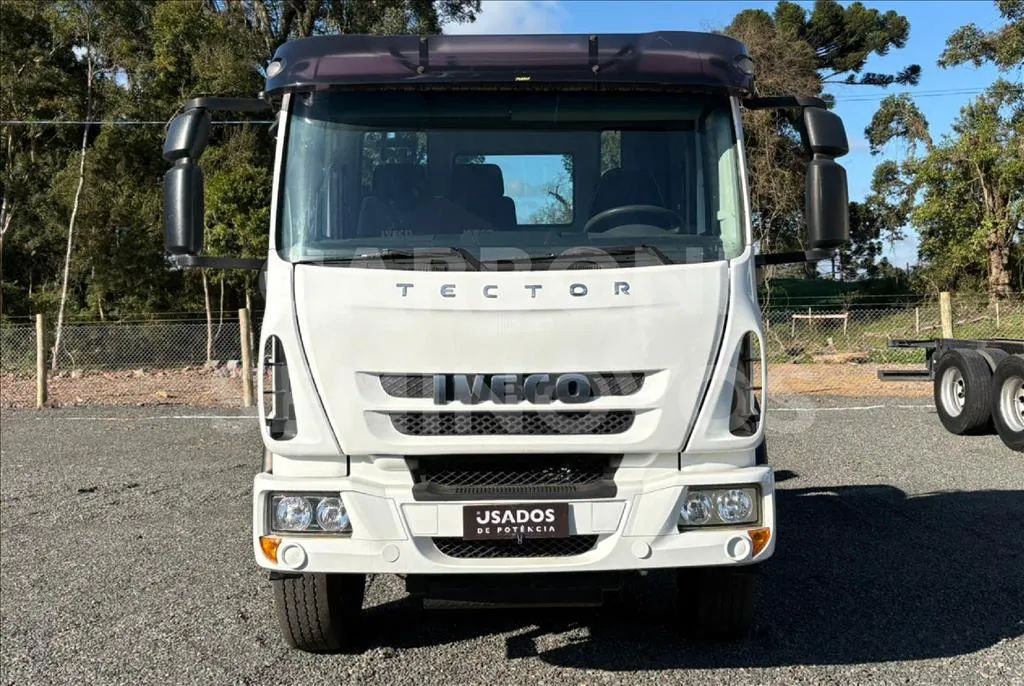 IVECO TECTOR 24.280 8X2 2016/2016