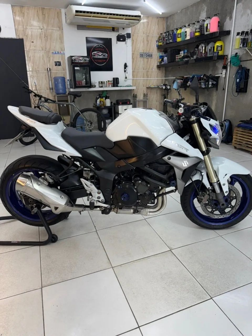 Suzuki GSR 750 2015 - Conservada, Documentação OK