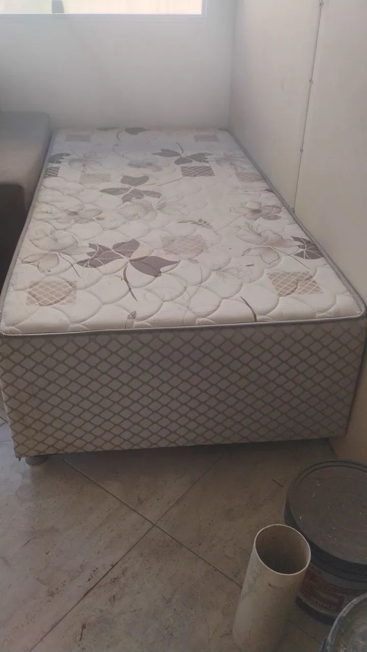 Cama com colchão muito conservado  - Foto 3