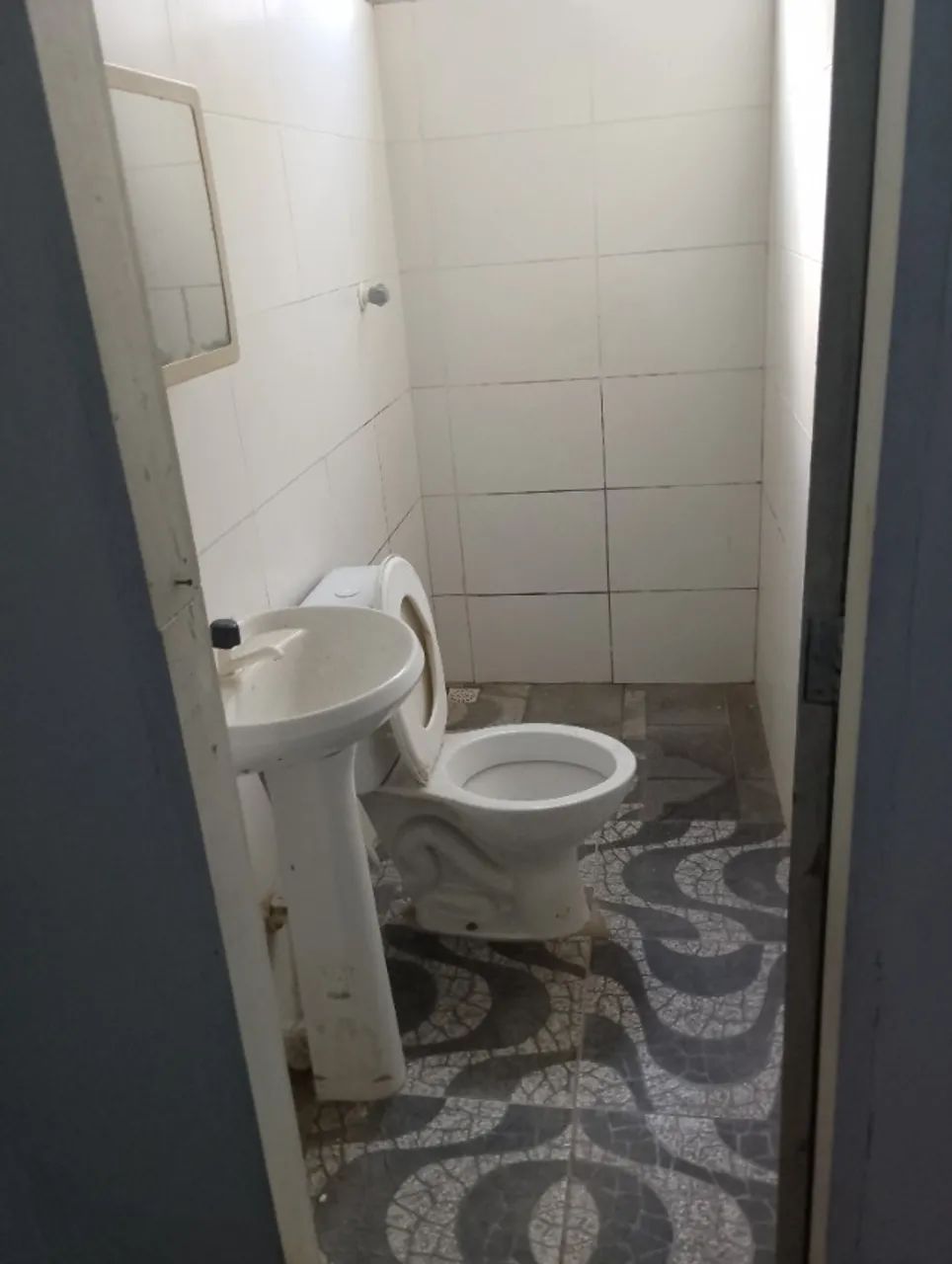 Alugo apartamento 