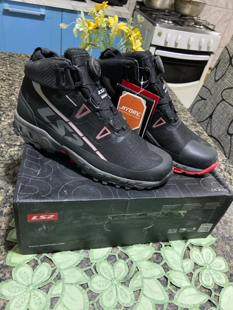 Bota LS2 nova!! 