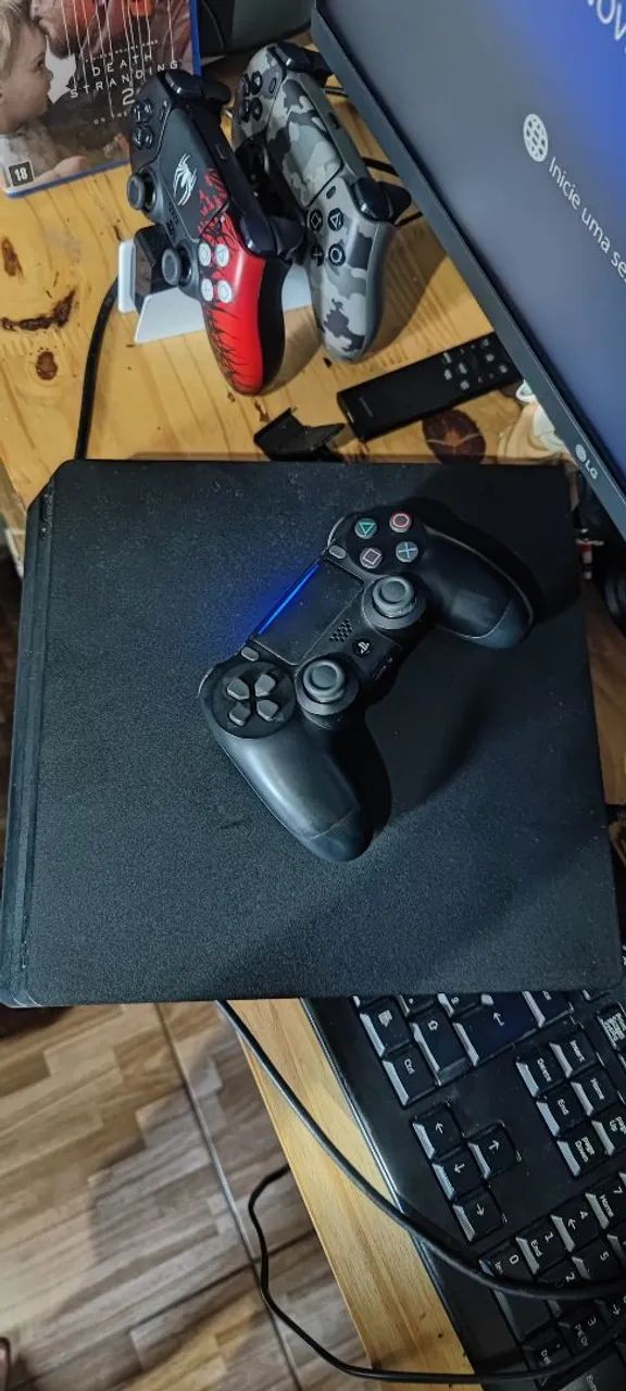 Playstation 4 slim 1TB - Foto 2
