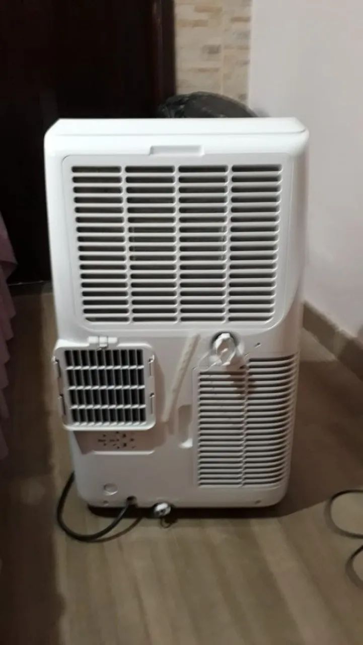 Ar Condicionado portátil Reehem 12.000 BTUS 127 volts. Produto novo na caixa  nota fiscal. - Foto 4