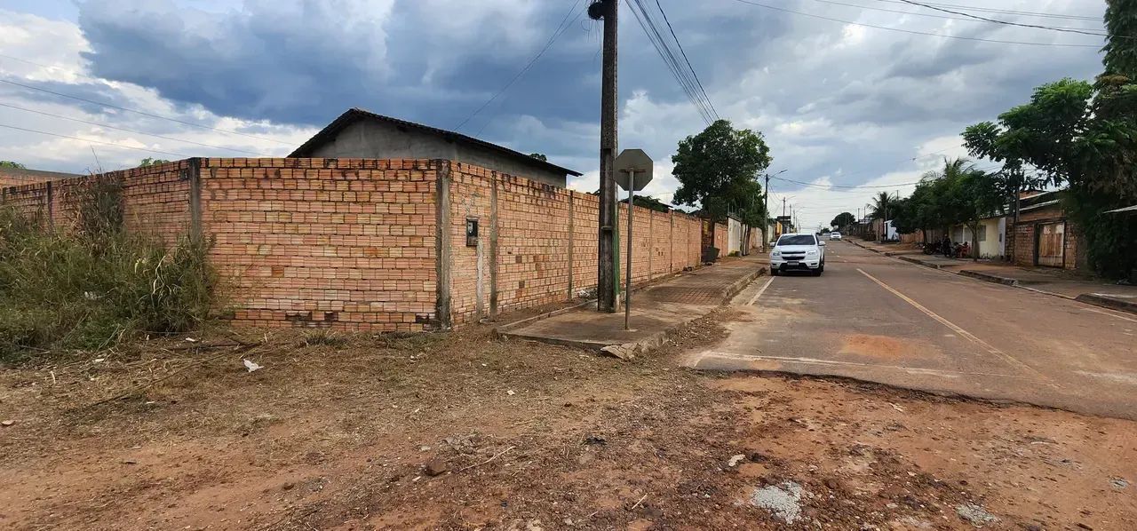 Vende este Excelente Imóvel de Esquina no Bairro Cidade Satélite. - Foto 2