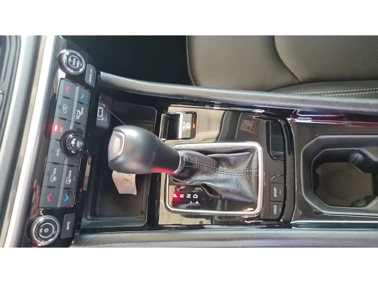 Jeep Compass LONG. T270 1.3 TB 4x2 Flex Aut., foto 16 de 17