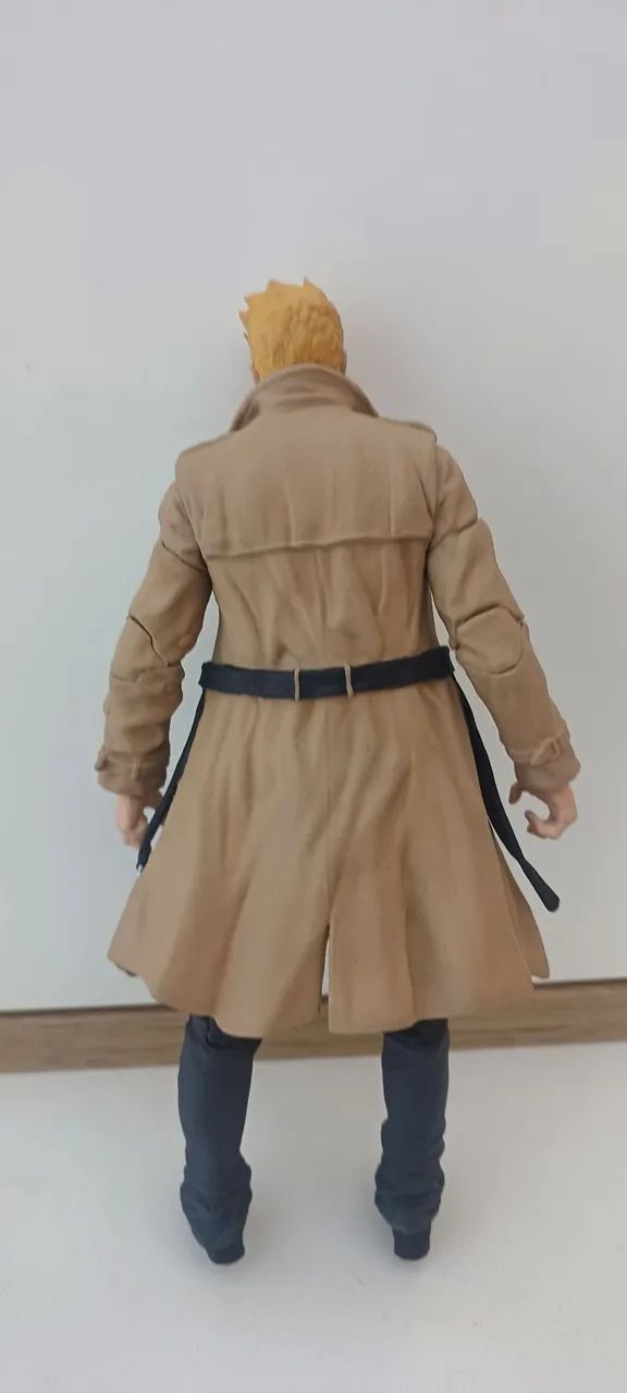 Action figure mcfarlane Constantine custom  - Foto 5