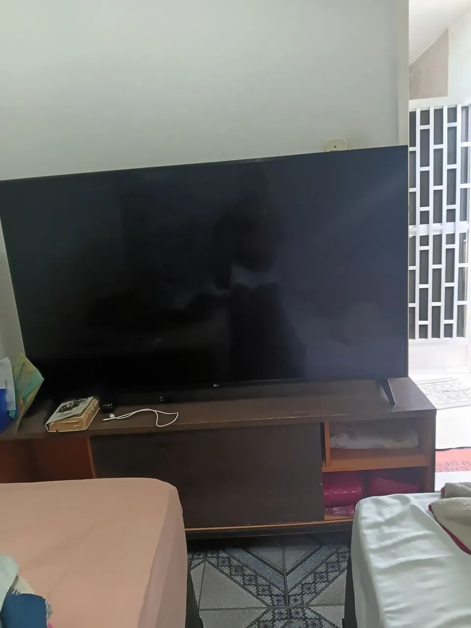 Televisão semi nova