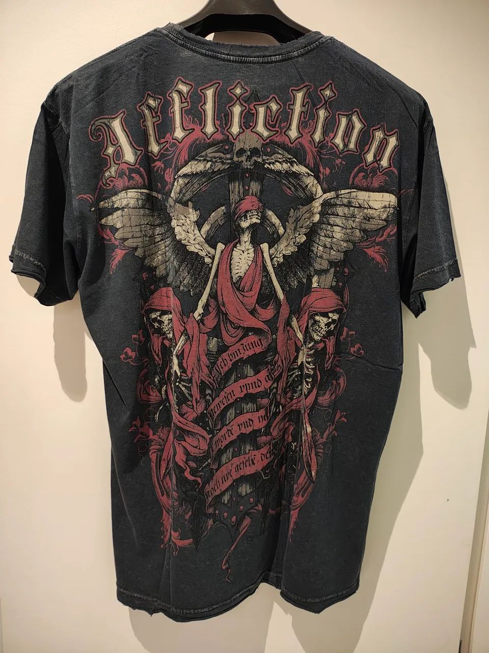 Camiseta Affliction autêntica USA  - Foto 2