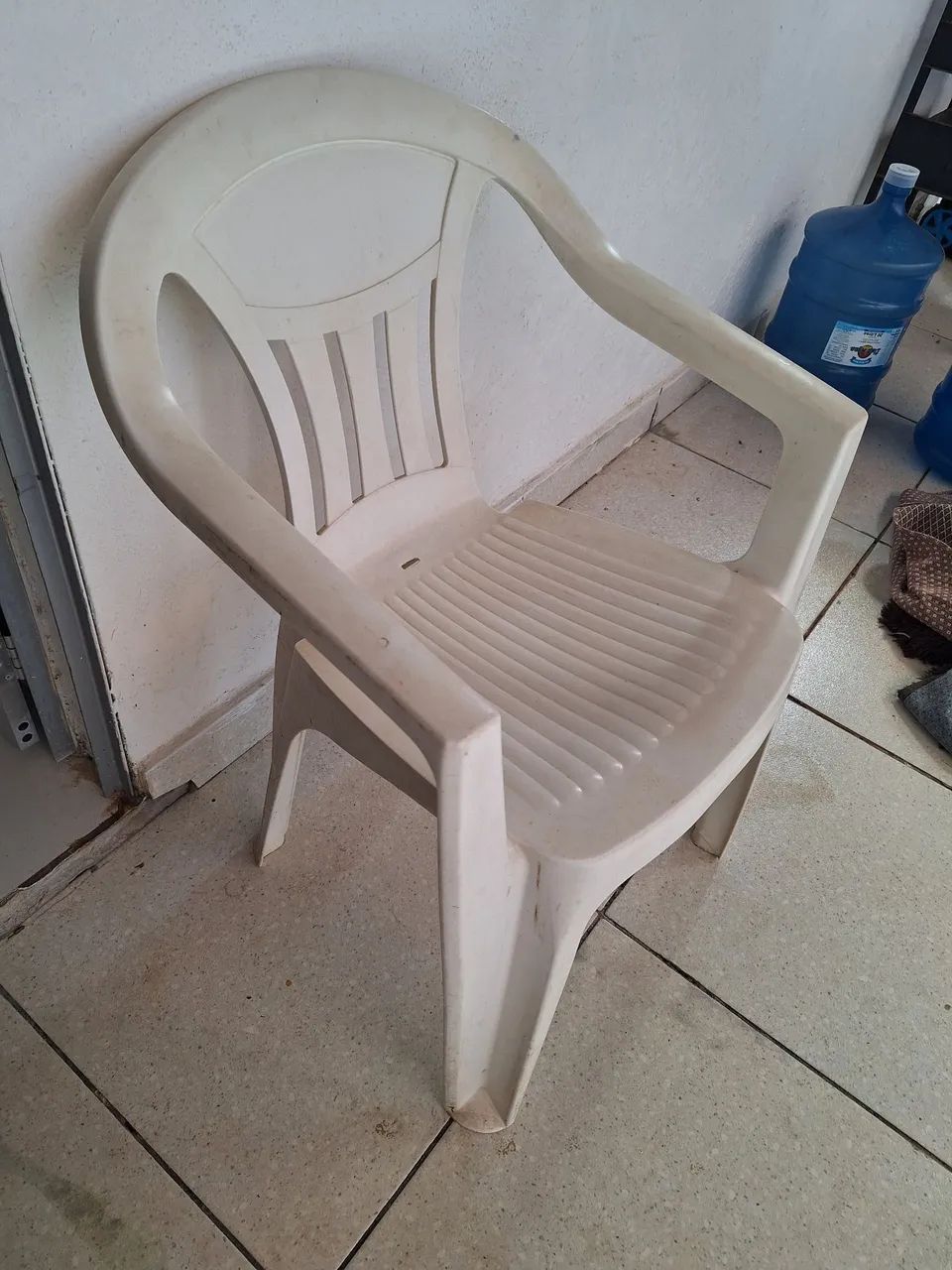 Cadeira de Plástico  - Foto 2