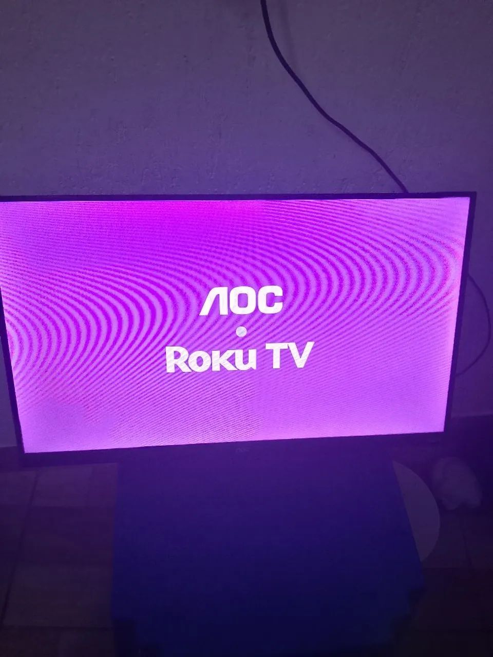 TV AOC ROKU 32 POLEGADAS R$ 750,00