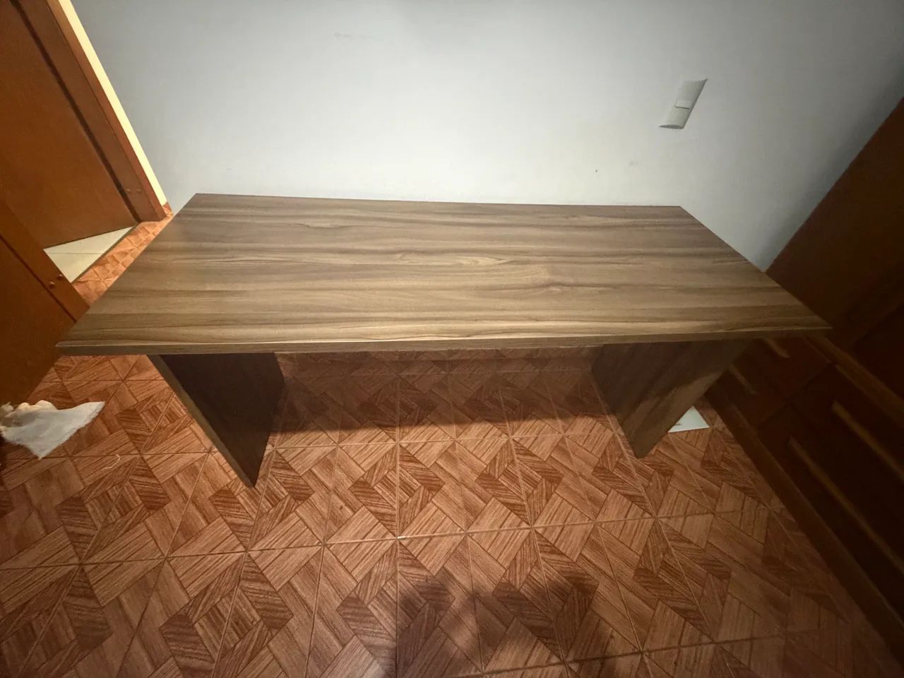 Escrivaninha em madeira  - Foto 2