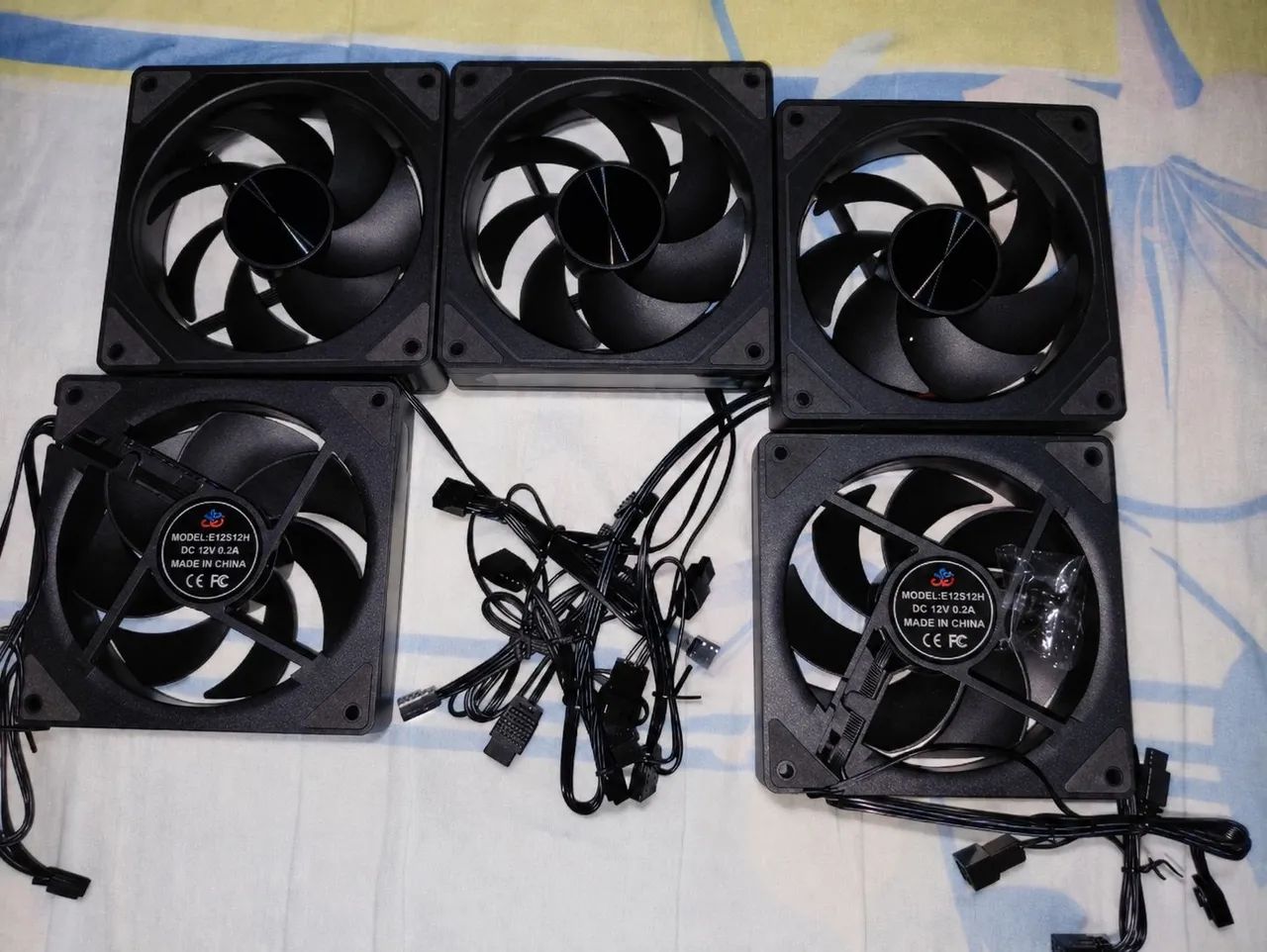 FANS PRISM 4RS - ALL BLACK 