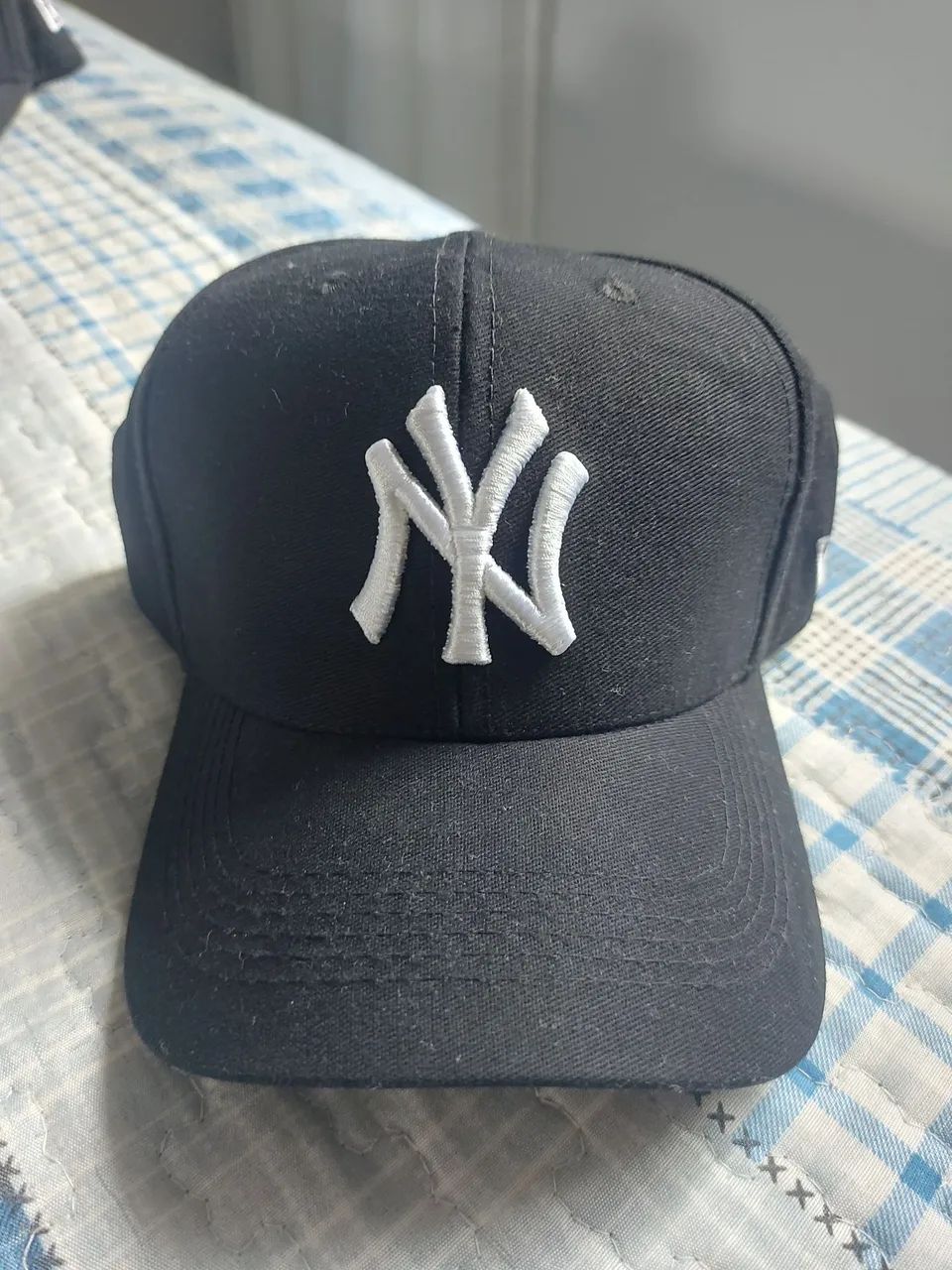 Boné NY New York Preto Aba Curva - Ajustável