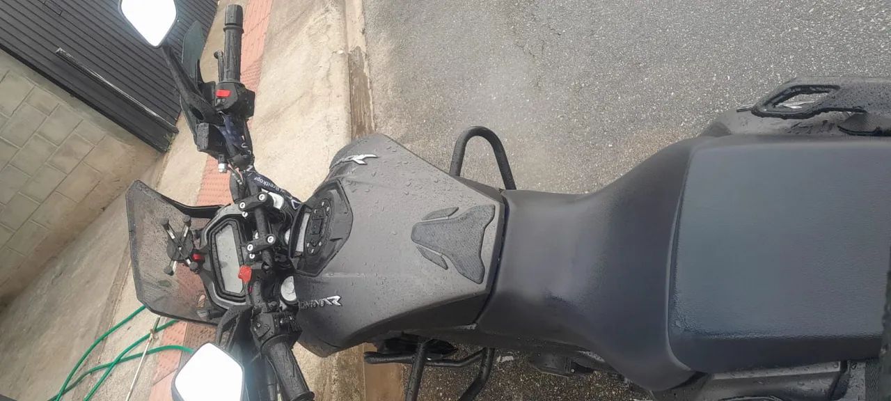 Bajaj dominar 400 - Foto 4