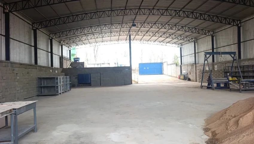 *Galpão Comercial em Pains MG - Ótimo pra Empresa/Oficina* - Foto 2