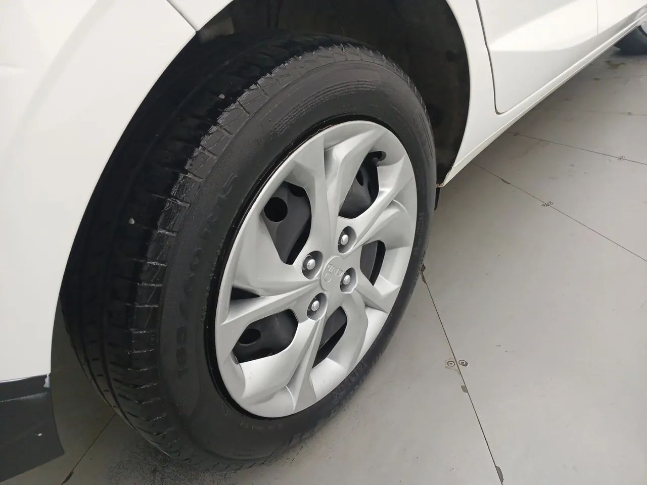 Hyundai HB20 Comfort Plus 1.0 Flex 12V Mec., foto 14 de 18