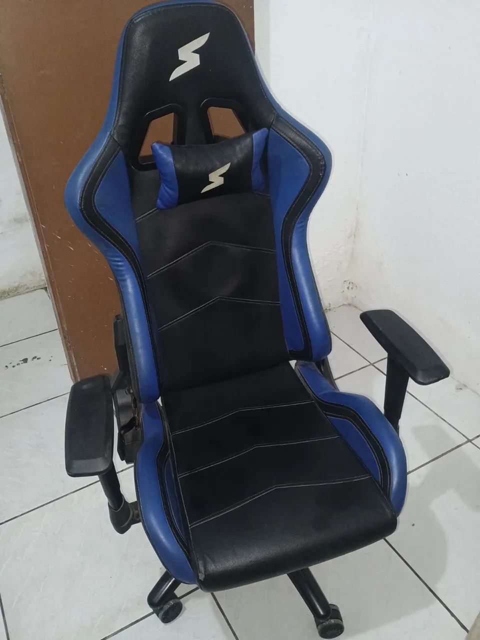 Cadeira Gamer SuperFrame Hunter - Reclinável, Braços 2D, Excelente Estado