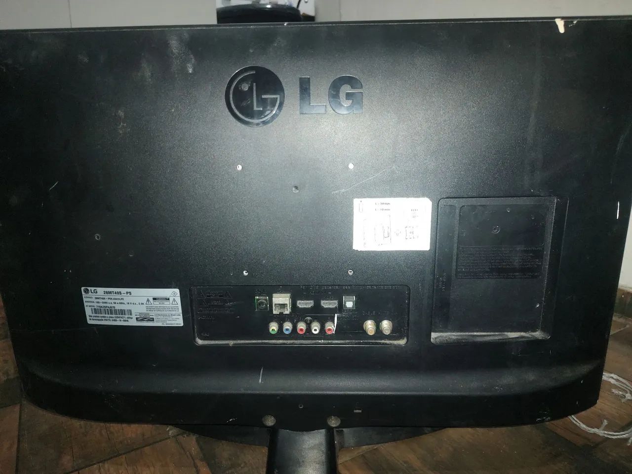 Tv LG 28 polegadas tela quebrada