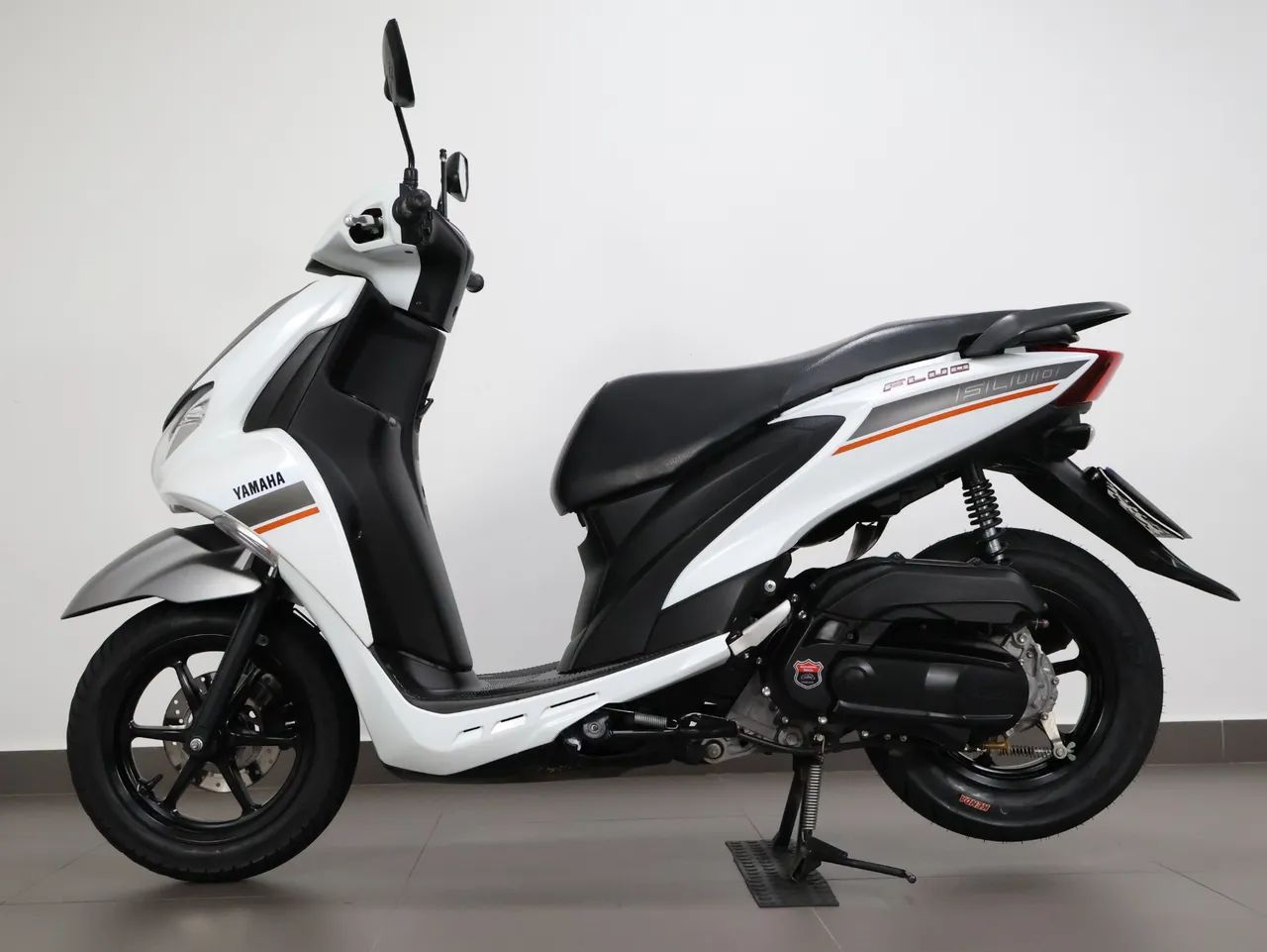 YAMAHA FLUO 125 ABS - Foto 2