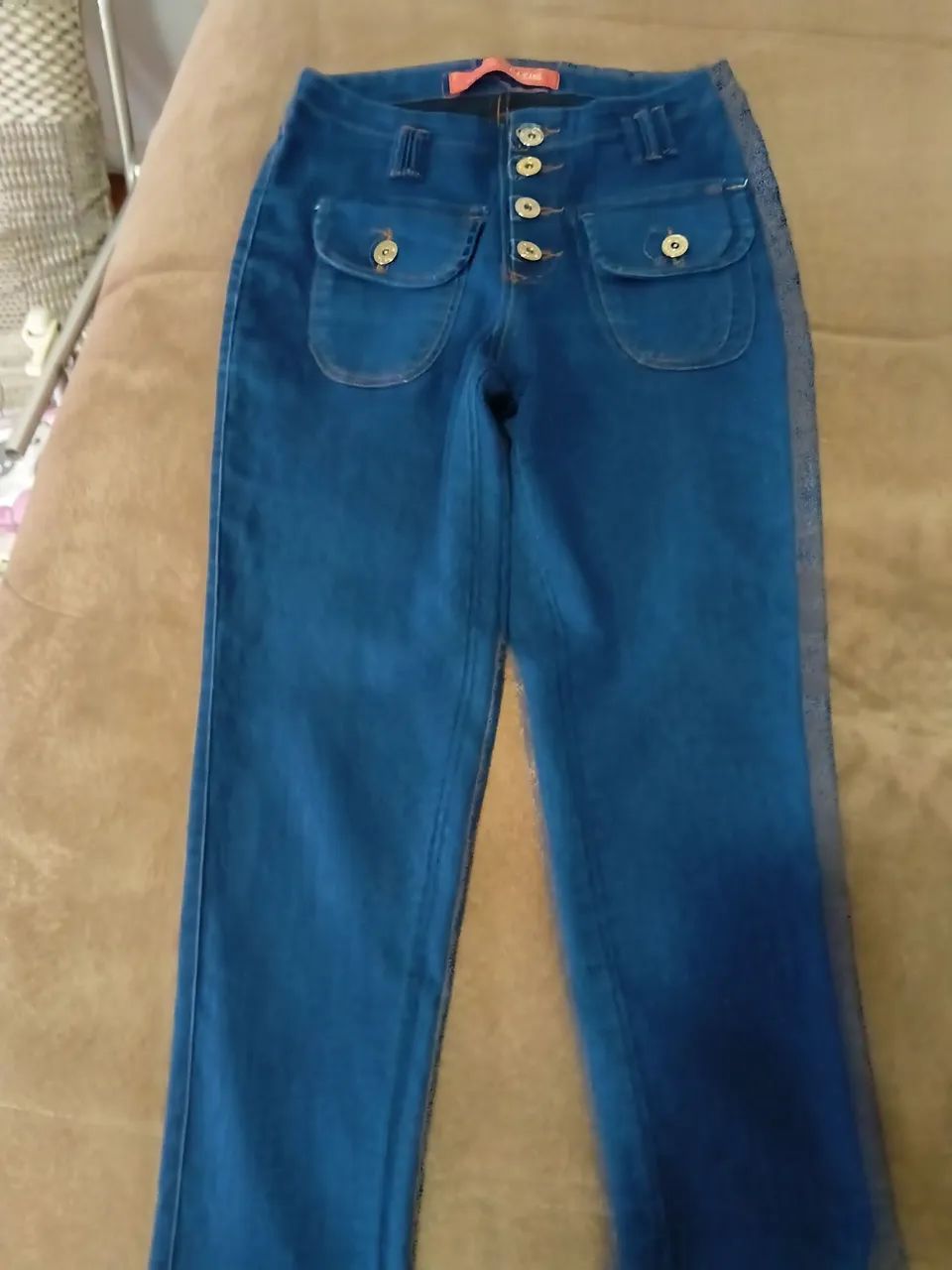 Calça com strech