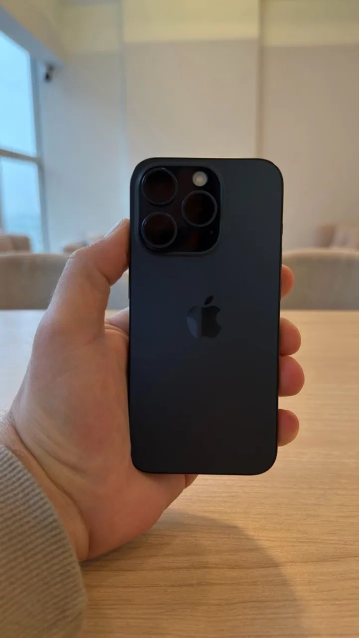 iPhone 15 Pro 128gb Titanium Azul  - Foto 2
