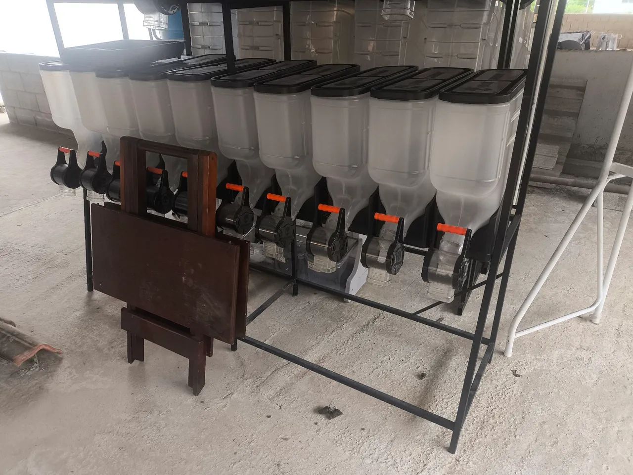 Dispenser pra ração pet shop - Foto 2
