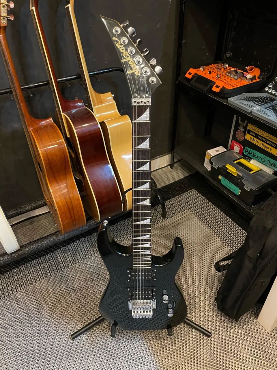 Guitarra Jackson DX10D