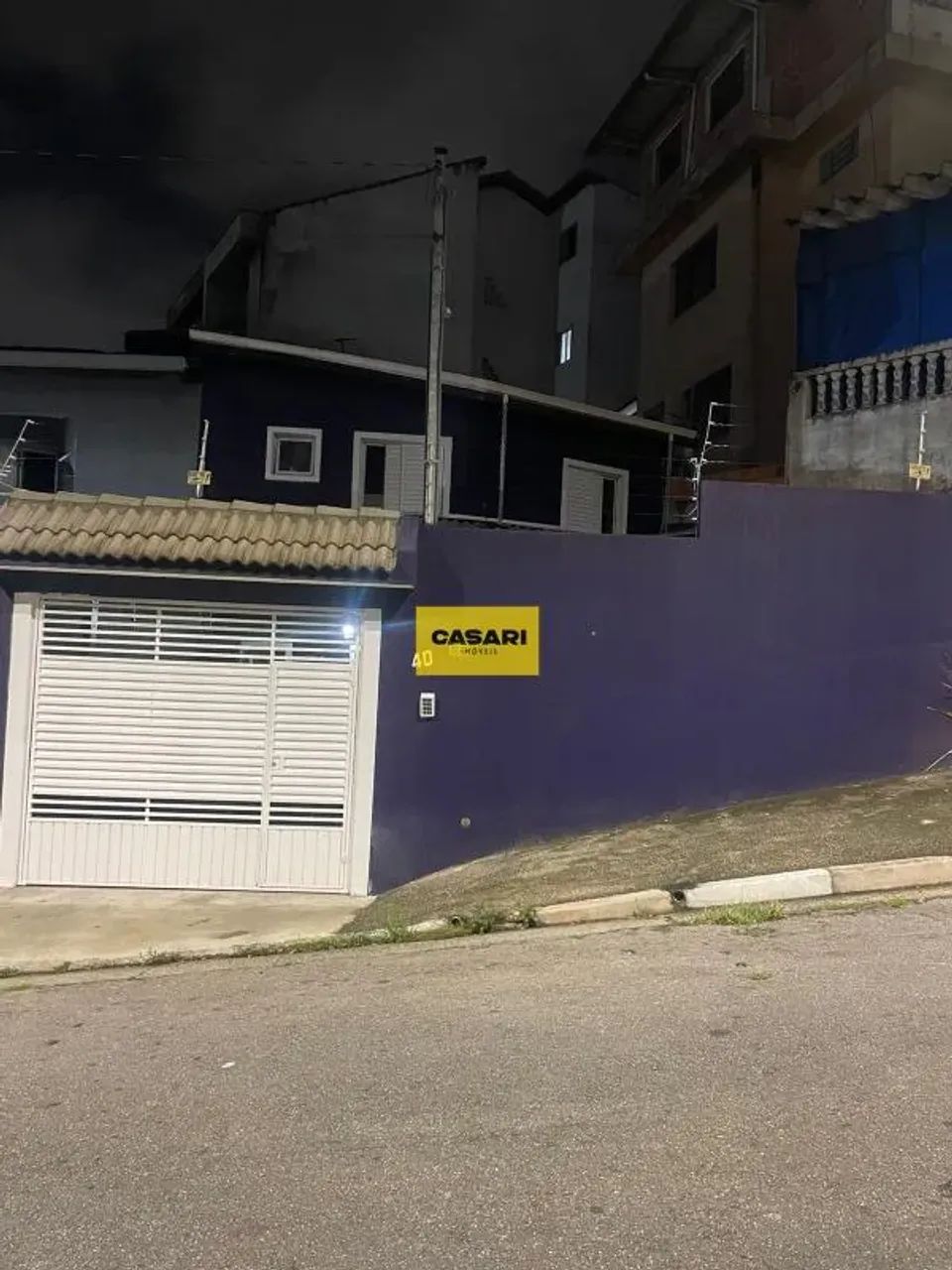 Sobrado com 3 Dormitórios, Suíte e Área Gourmet à Venda  123 m²
