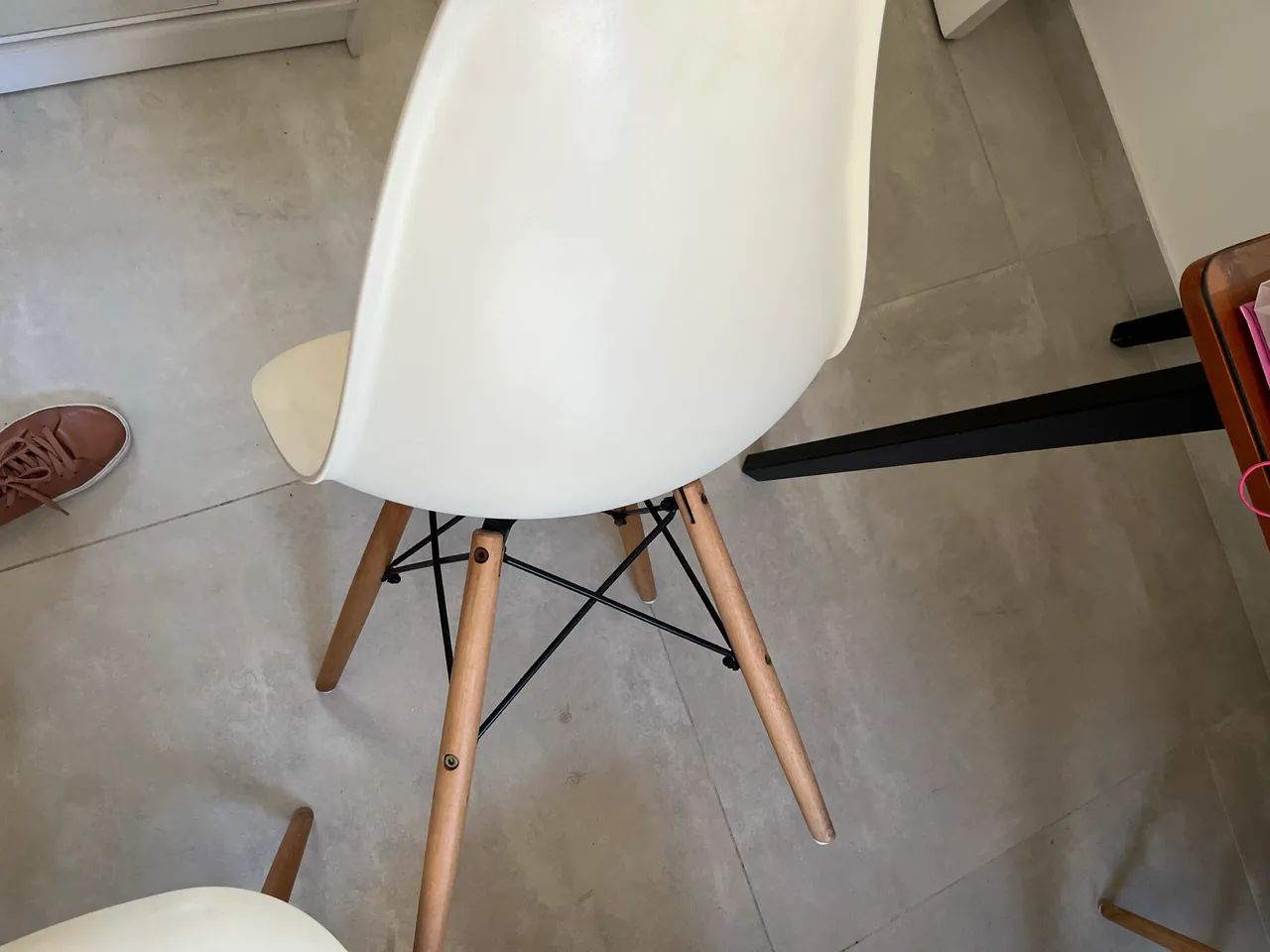 Conjuntos 4 cadeiras estilo Eames - Foto 2