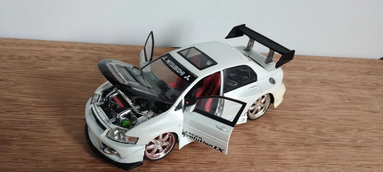 Lanche Evolution IX - escala 1/24 - Foto 3