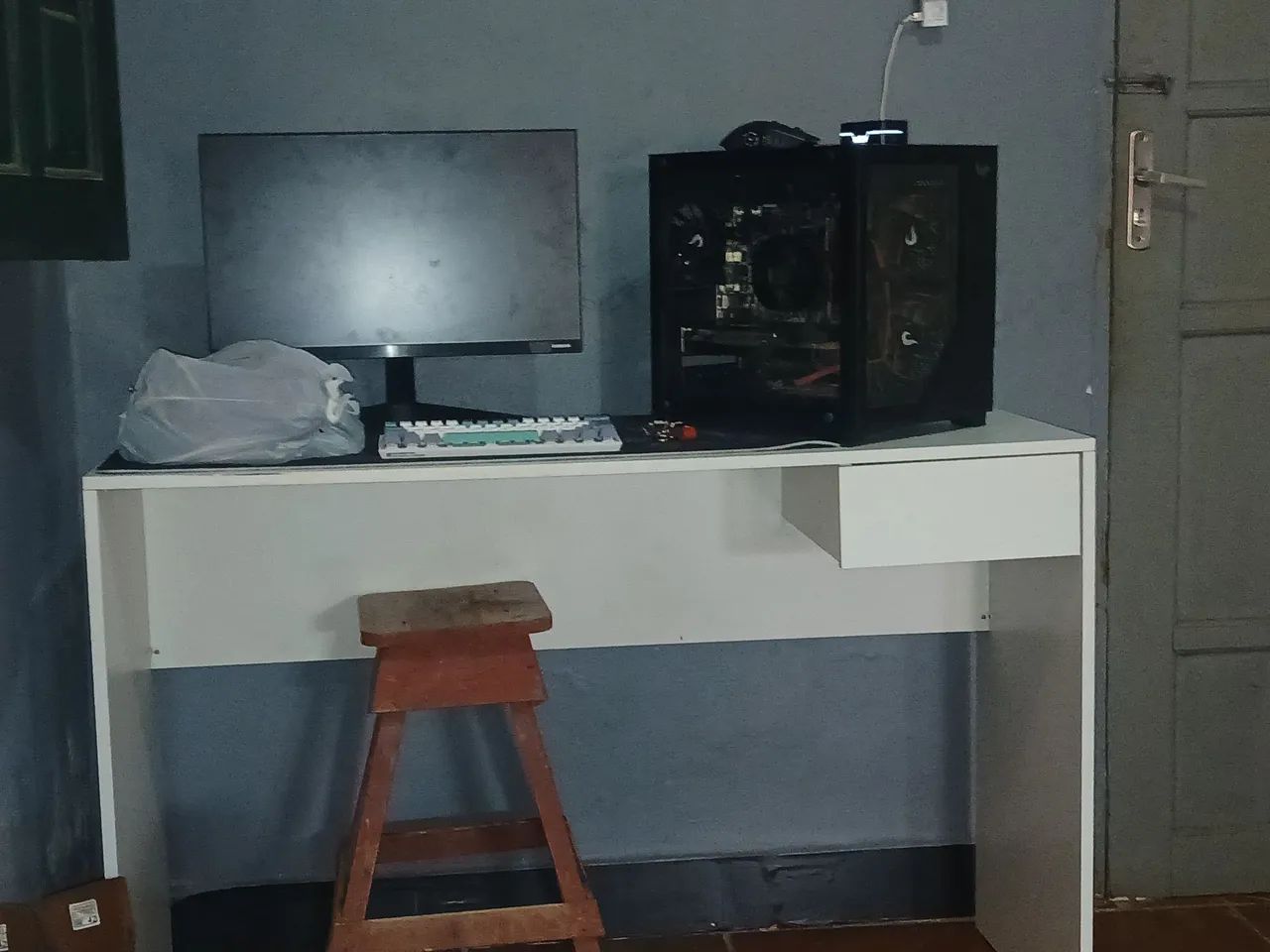 Vendo pc completo tudo funcionando perfeitamente mente seme novo 
