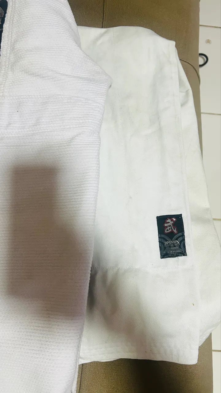 Vendo kimono A3 em perfeito estado  - Foto 2