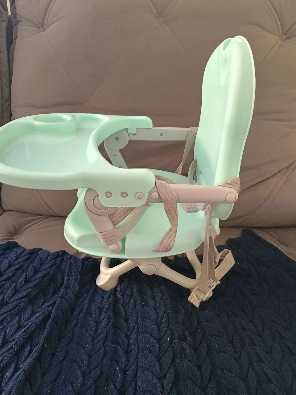 Cadeirinha de alimentação 